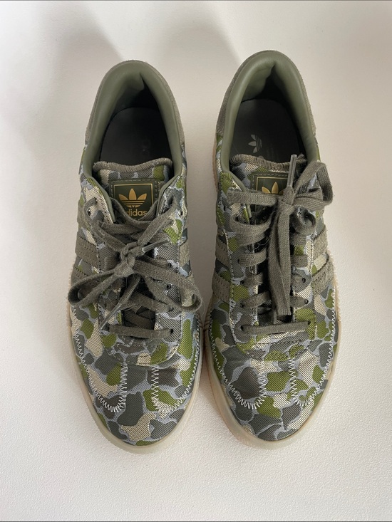 adidas Shoes - adidas Sambae Camo Gum sole Sneakers size 8